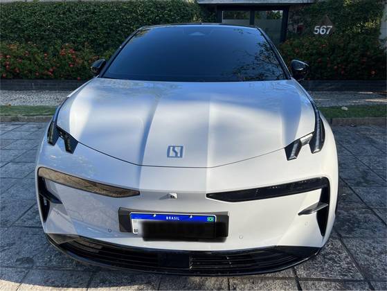 ZEEKR X 66 KW ELÉTRICO PREMIUM